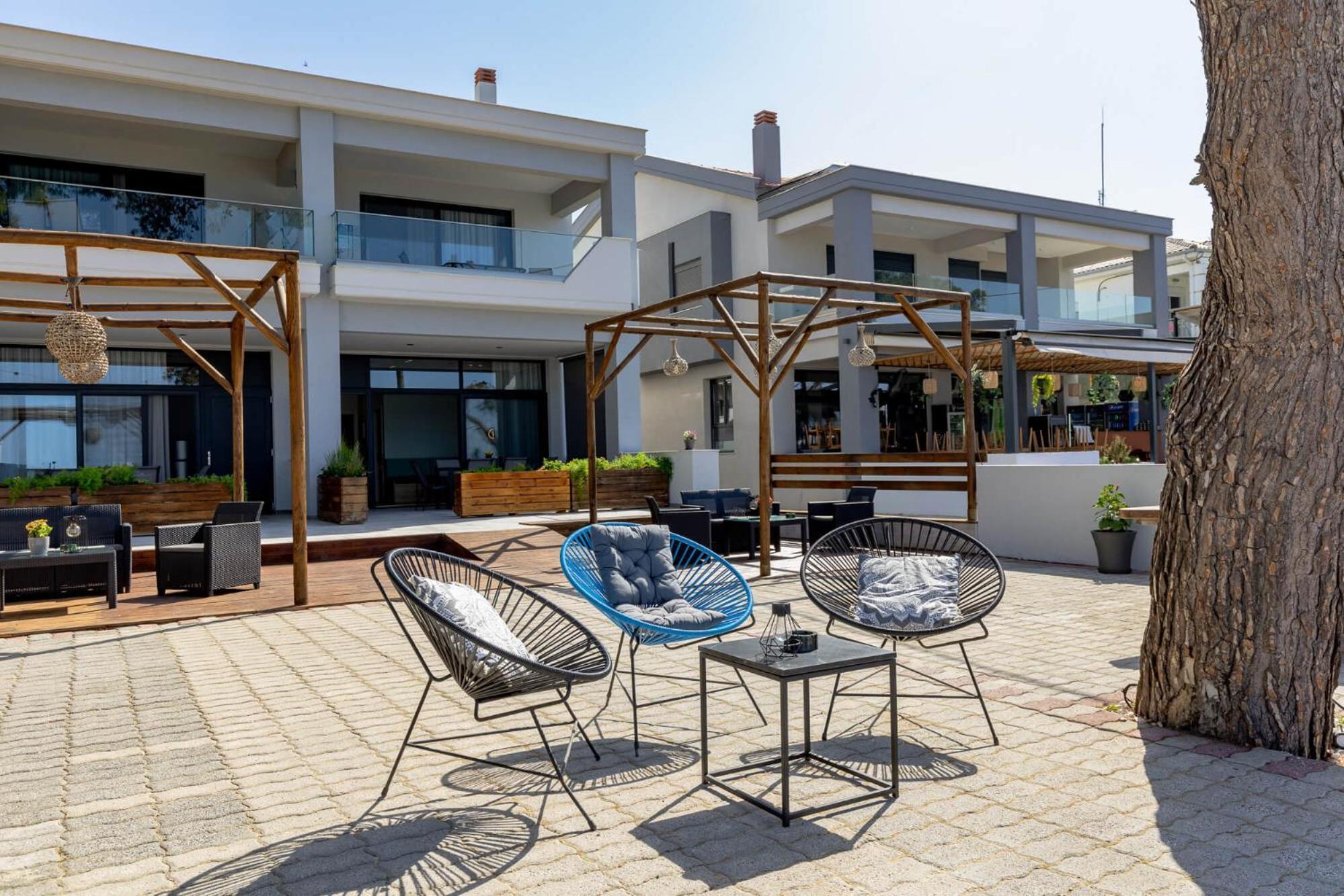 Enalia Luxury Living Apartment Nikiti  Ngoại thất bức ảnh