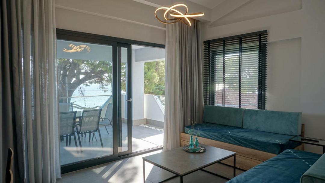 Enalia Luxury Living Apartment Nikiti  Ngoại thất bức ảnh