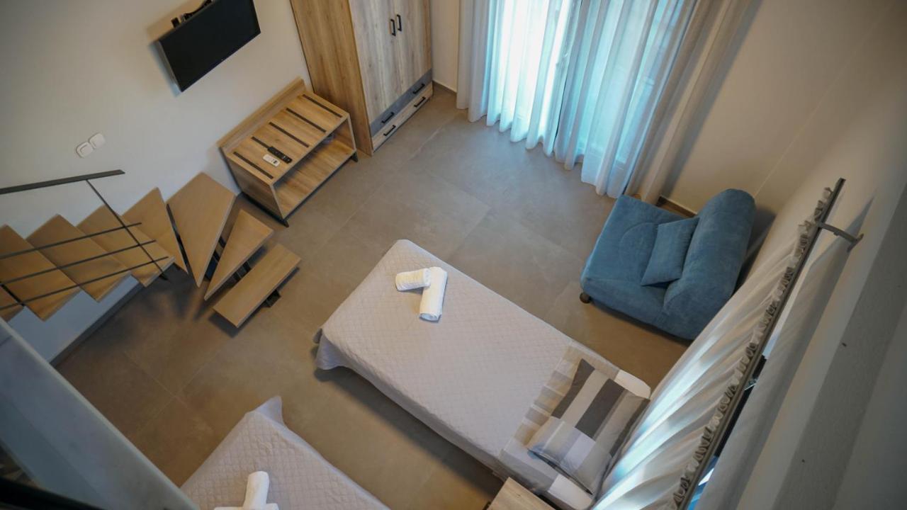 Enalia Luxury Living Apartment Nikiti  Ngoại thất bức ảnh