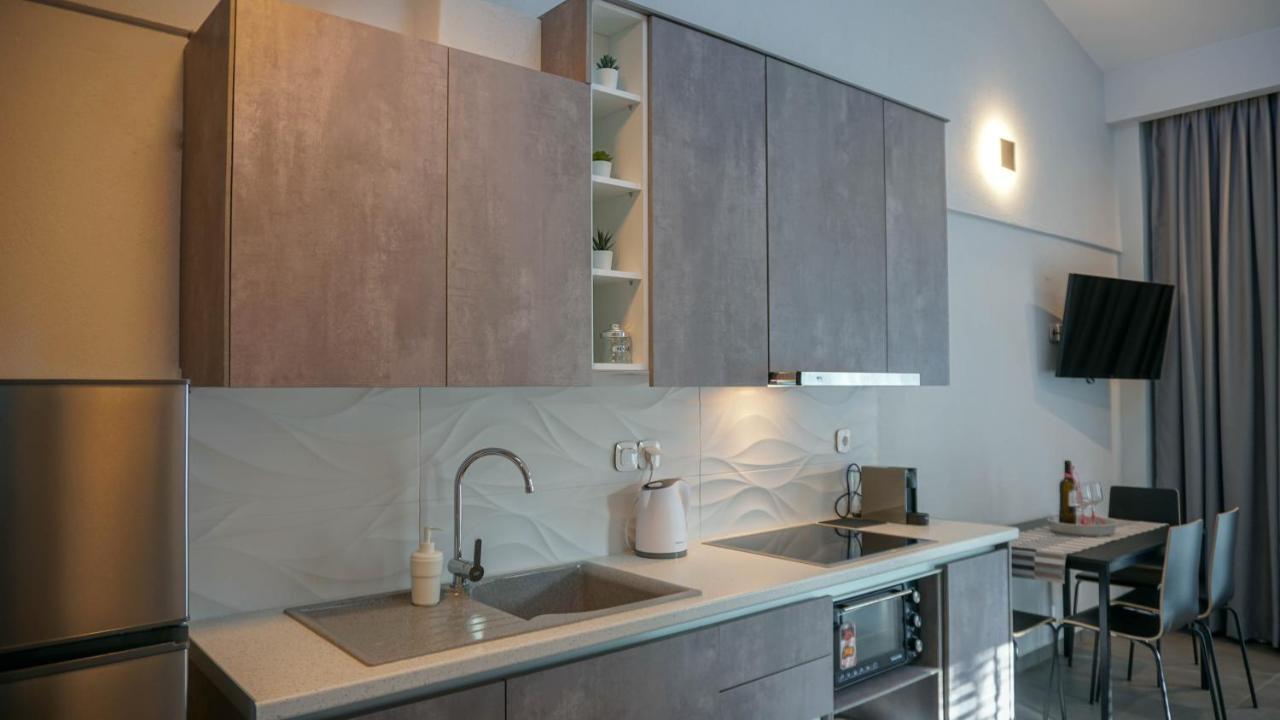 Enalia Luxury Living Apartment Nikiti  Ngoại thất bức ảnh