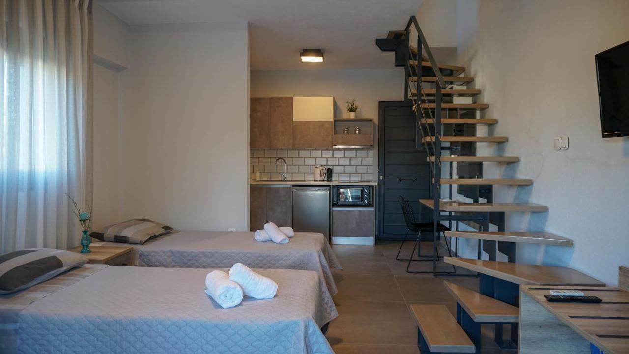 Enalia Luxury Living Apartment Nikiti  Ngoại thất bức ảnh