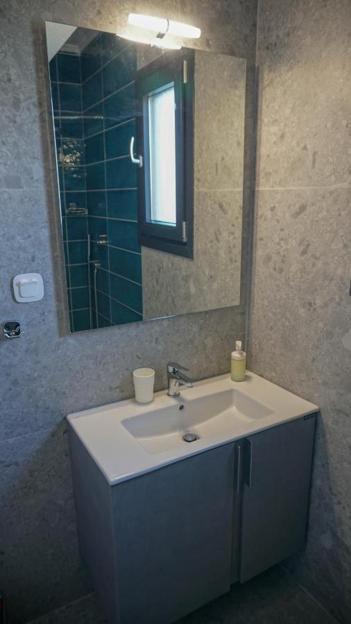 Enalia Luxury Living Apartment Nikiti  Ngoại thất bức ảnh