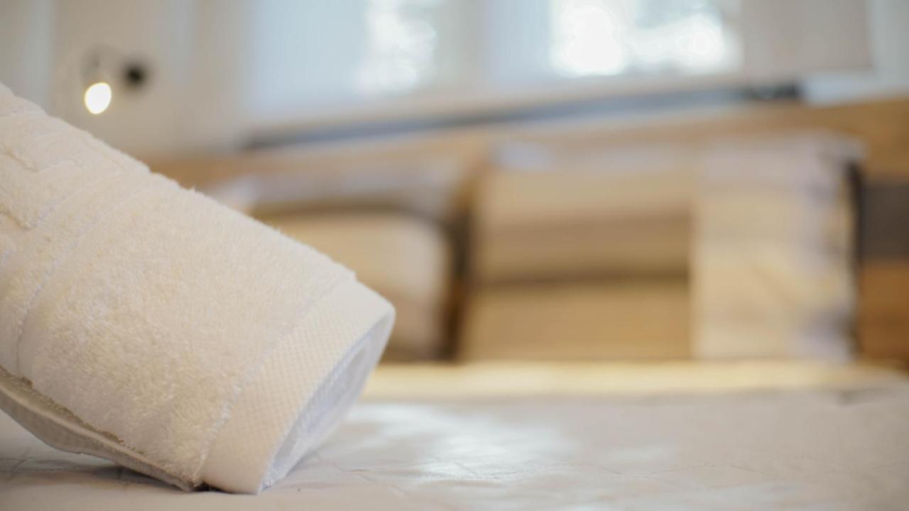 Enalia Luxury Living Apartment Nikiti  Ngoại thất bức ảnh