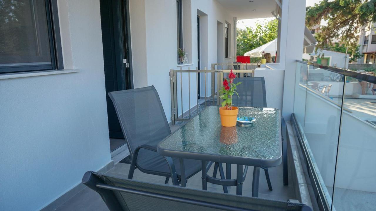 Enalia Luxury Living Apartment Nikiti  Ngoại thất bức ảnh