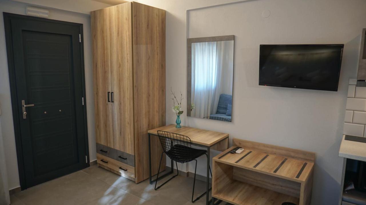 Enalia Luxury Living Apartment Nikiti  Ngoại thất bức ảnh